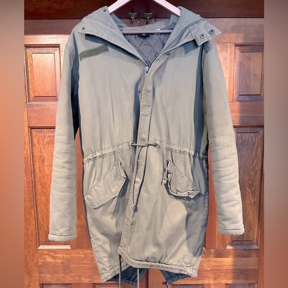 Urban Outfitters BDG Women’s Oversized Winter Jacket size S - Picture 2 of 15